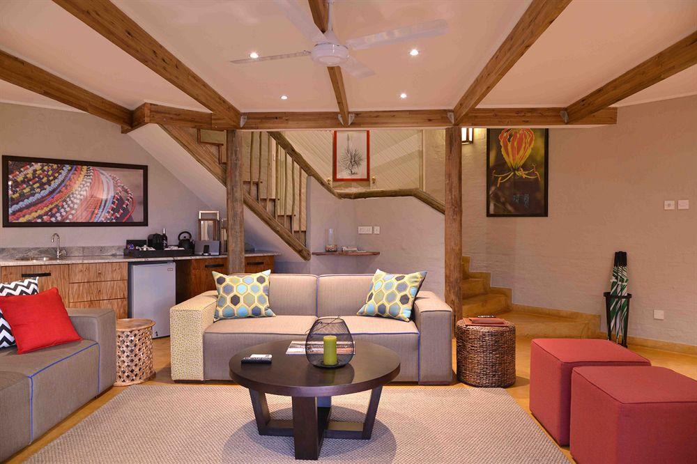 Victoria Falls Safari Suites Eksteriør bilde