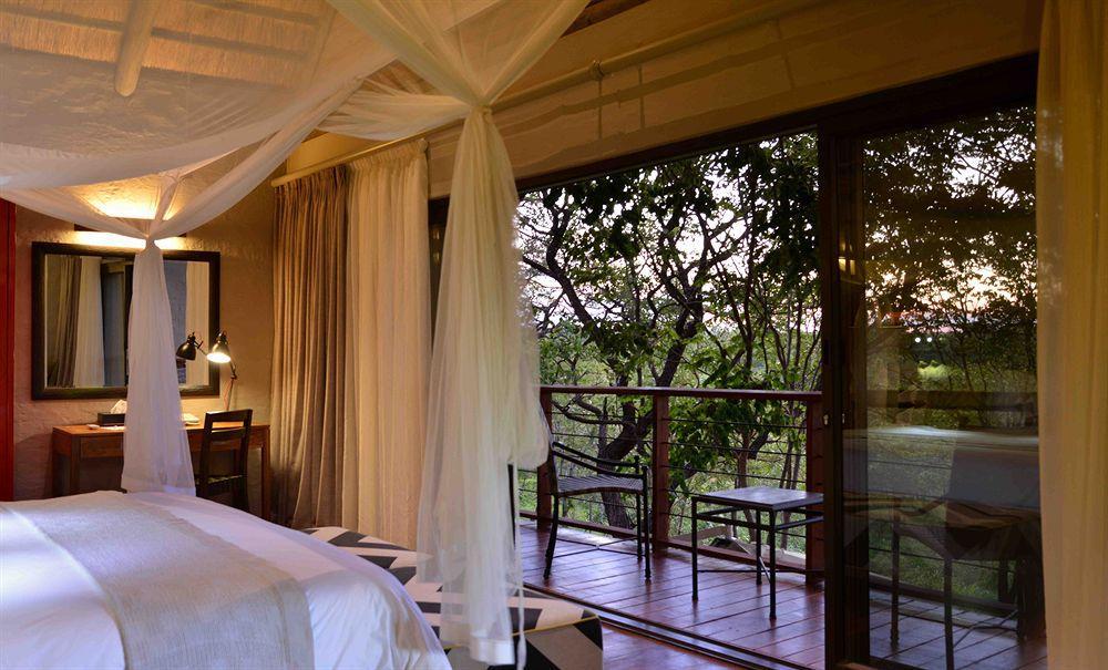 Victoria Falls Safari Suites Eksteriør bilde