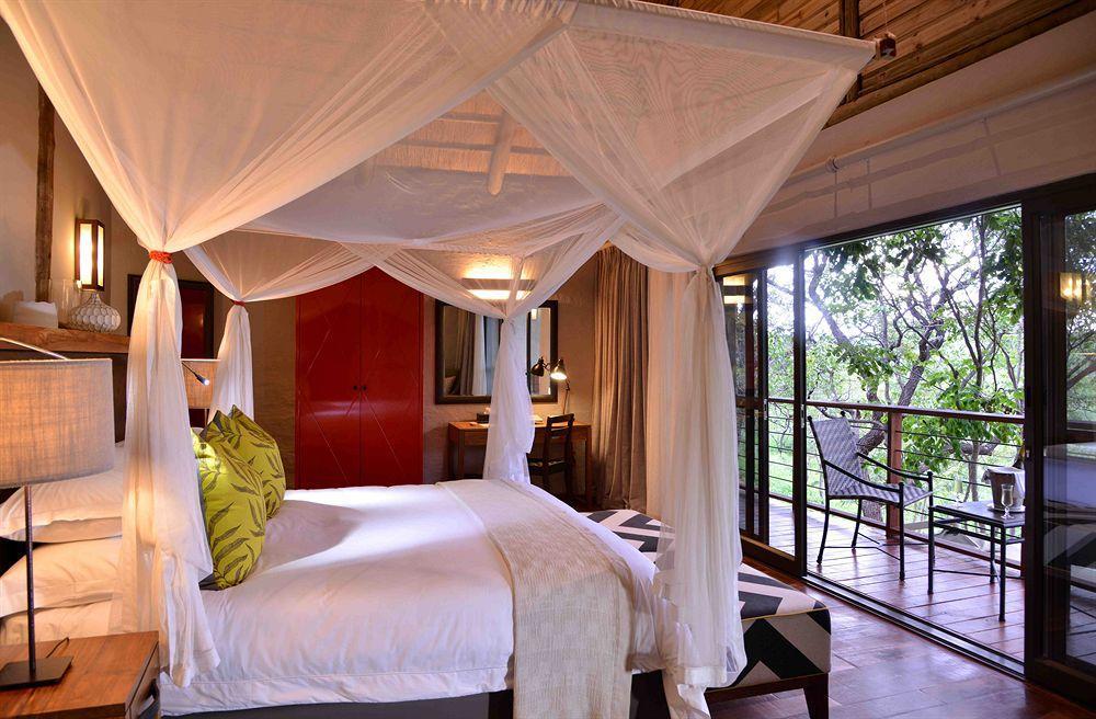 Victoria Falls Safari Suites Eksteriør bilde
