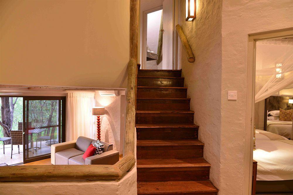 Victoria Falls Safari Suites Eksteriør bilde