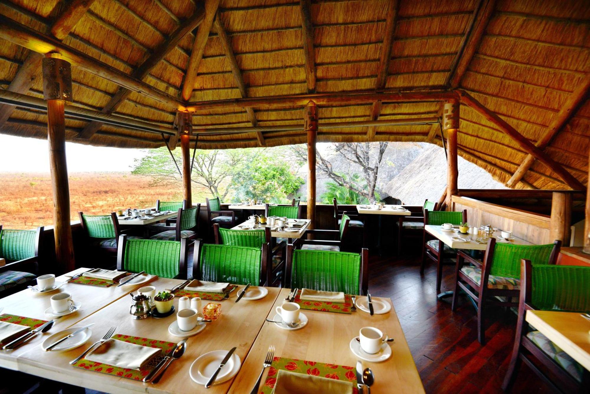 Victoria Falls Safari Suites Eksteriør bilde