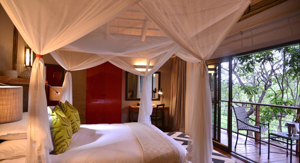 Victoria Falls Safari Suites Eksteriør bilde