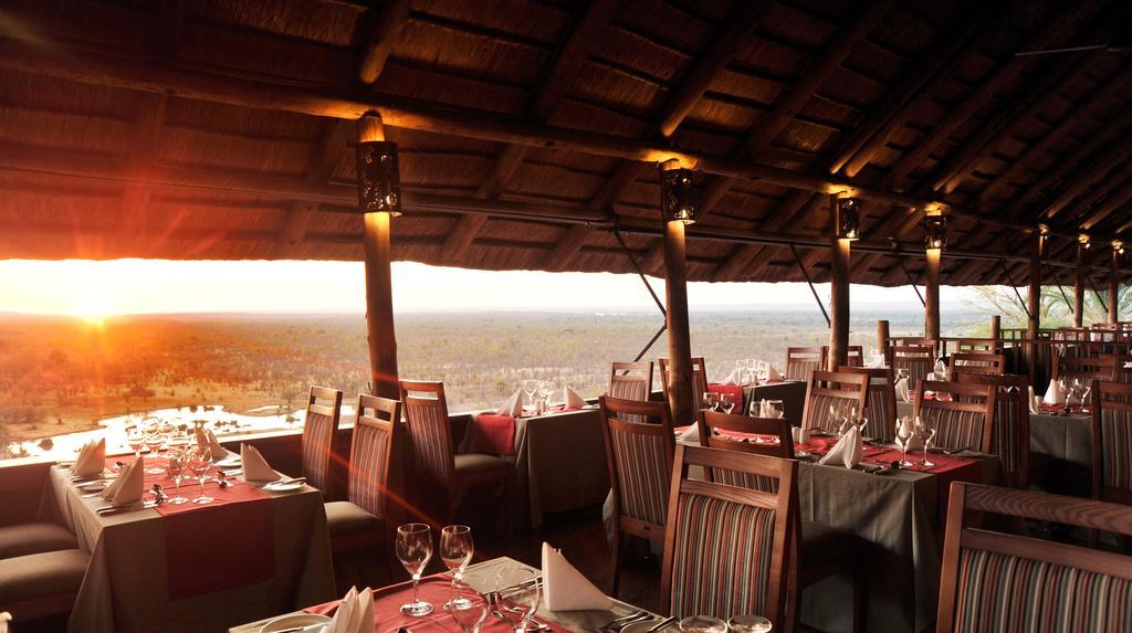 Victoria Falls Safari Suites Eksteriør bilde