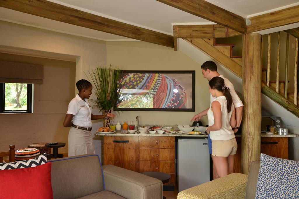 Victoria Falls Safari Suites Eksteriør bilde