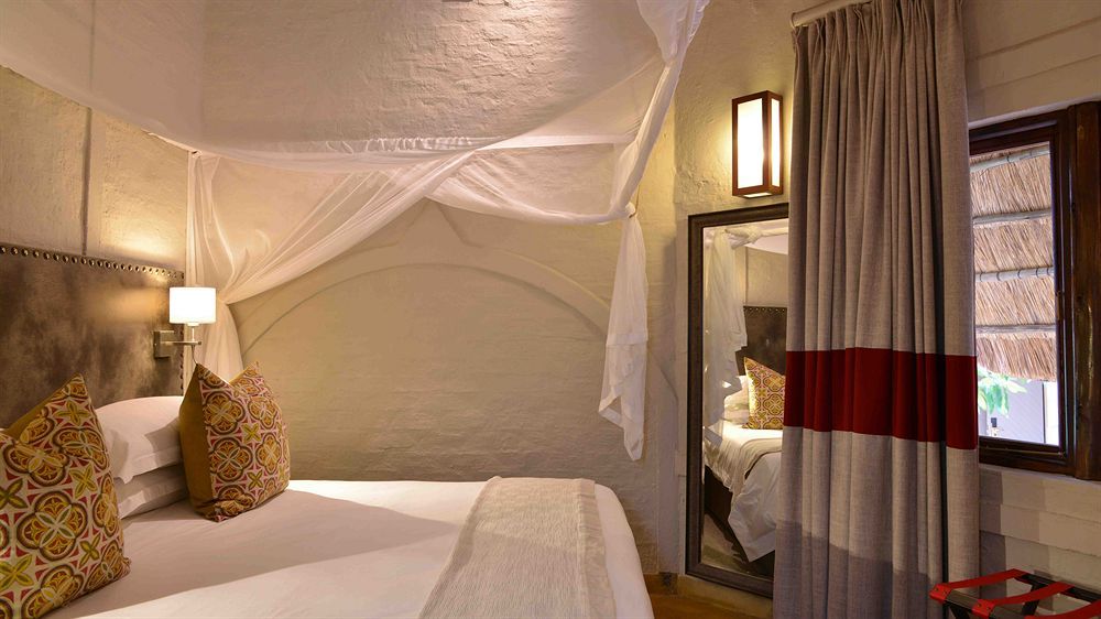 Victoria Falls Safari Suites Eksteriør bilde