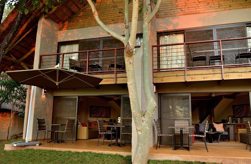 Victoria Falls Safari Suites Eksteriør bilde